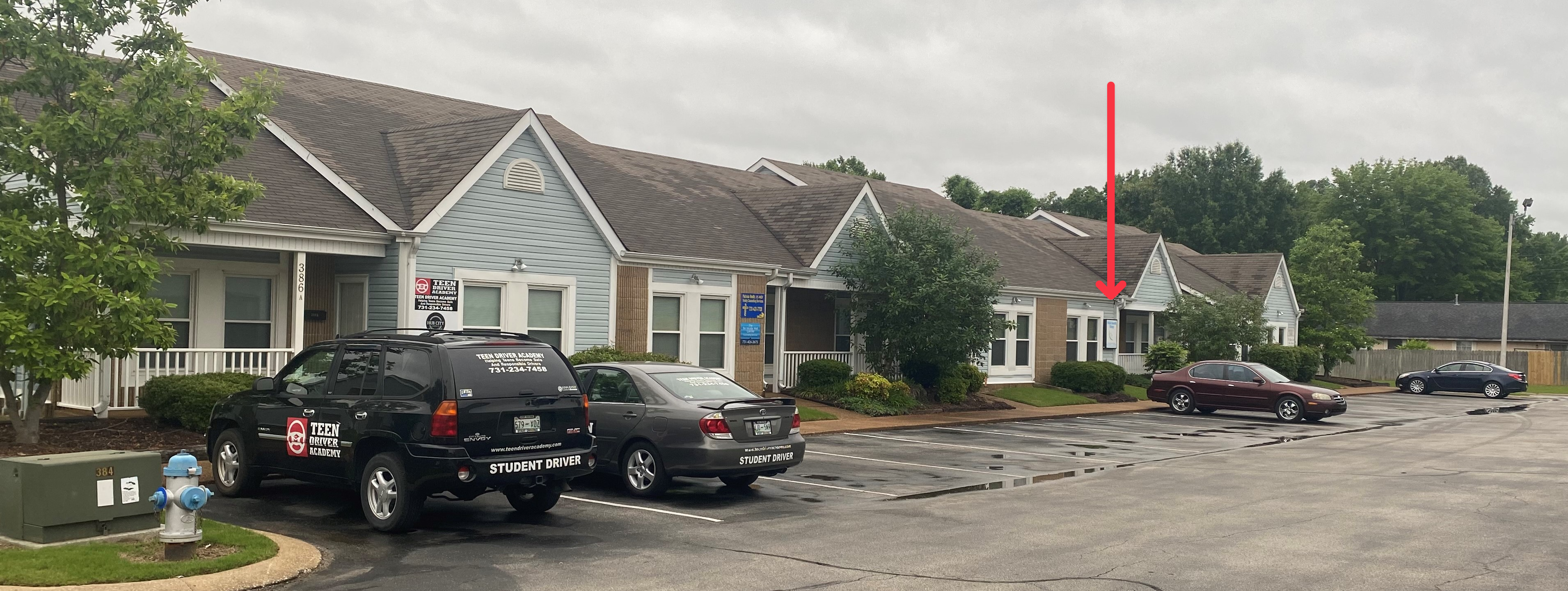 image of the exterior location of the jackson, tn office